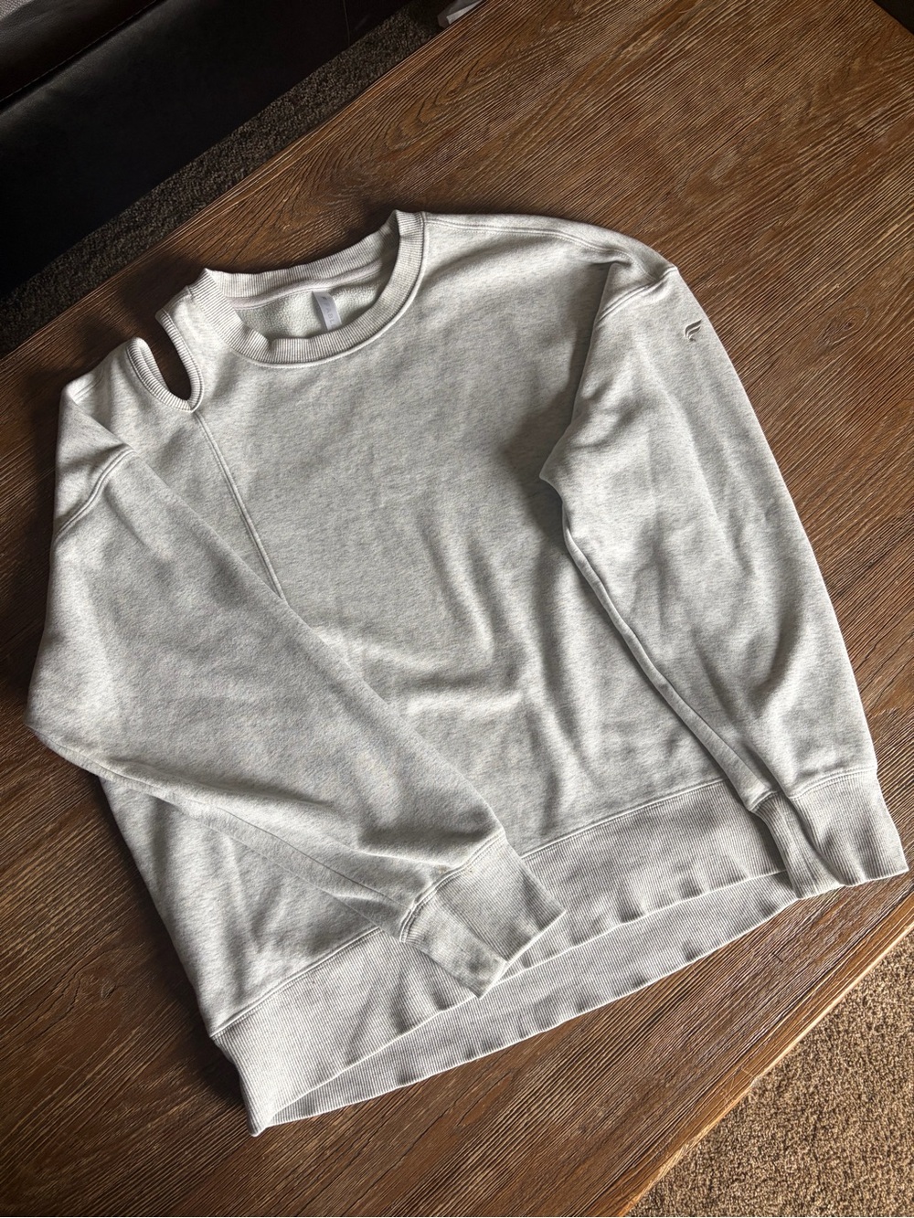 Fabletics Women’s Light Gray Crewneck Sweatshirt with Shoulder Cutout